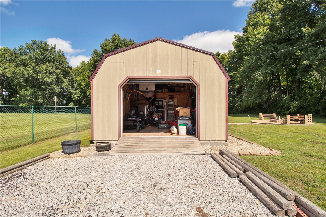 799 Shadwell Street Flora, IL 62839 - Photo 23 of 33 Gallery Image 23