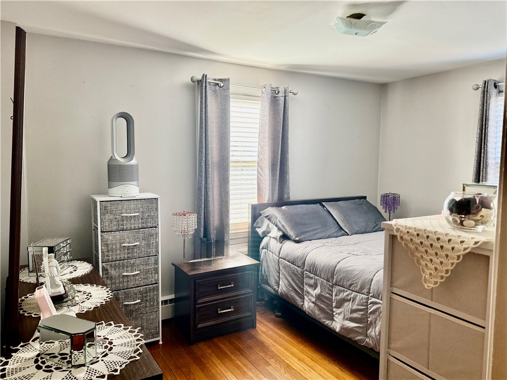 327 Rhode Island Avenue Pawtucket, RI 02860 - Photo 14 of 27