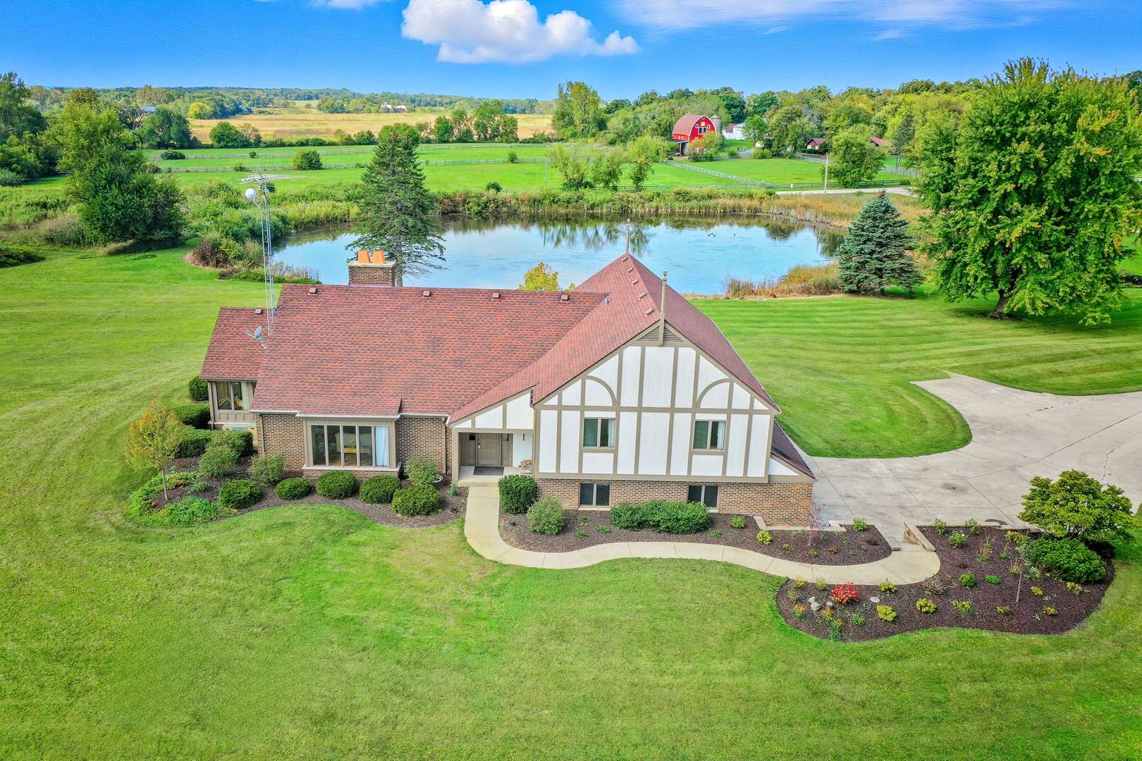 9206 Clark Road Richmond, IL 60071 - Photo 4 of 47