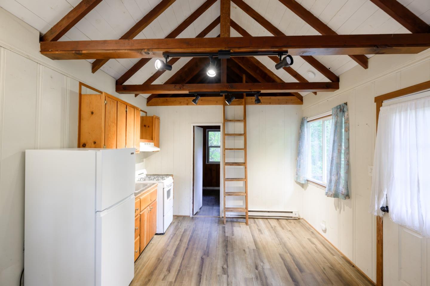 214 Teilh Drive Boulder Creek, CA 95006 - Photo 14 of 42