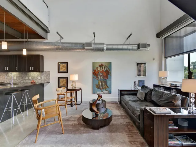$2,845 | 2205 North Lamar Boulevard, Unit 224, Austin, TX 78705