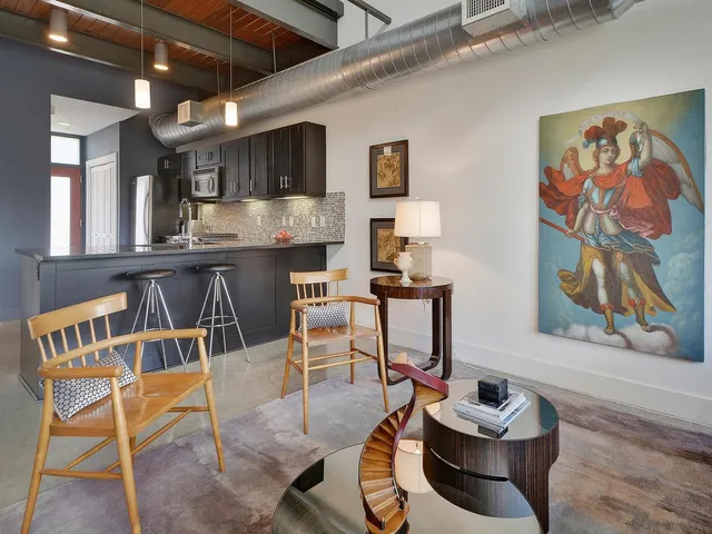 $2,845 | 2205 North Lamar Boulevard, Unit 224, Austin, TX 78705