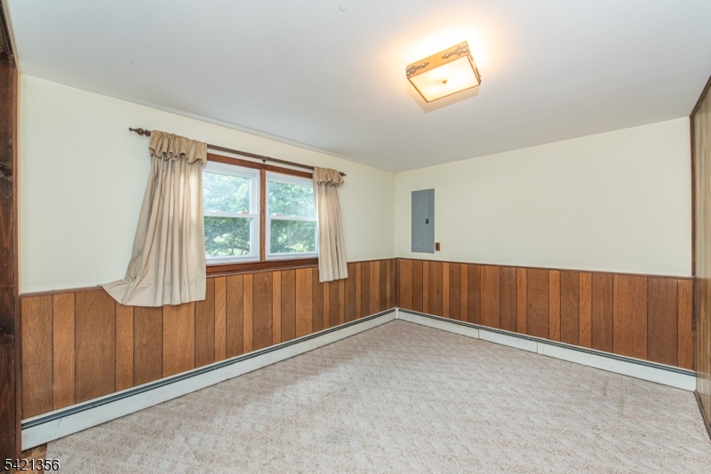 73 Fairmount Road Parsippany, NJ 07054 - Photo 17 of 23