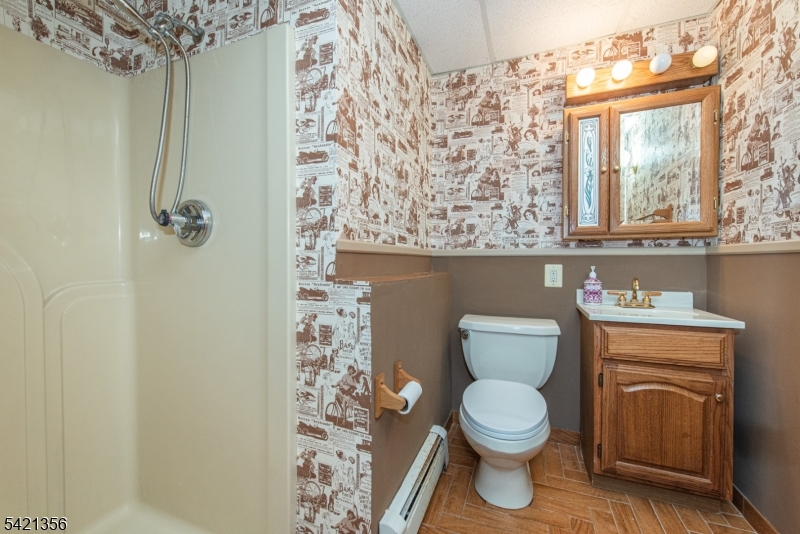 73 Fairmount Road Parsippany, NJ 07054 - Photo 19 of 23