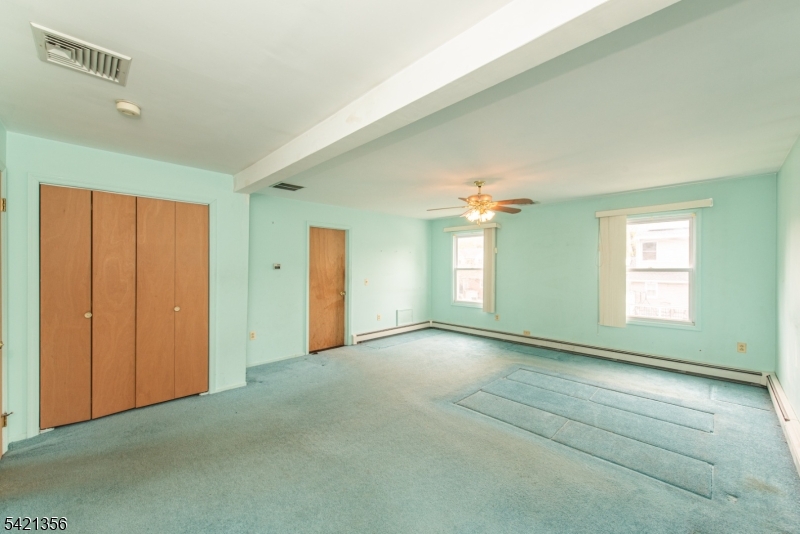 73 Fairmount Road Parsippany, NJ 07054 - Photo 8 of 23