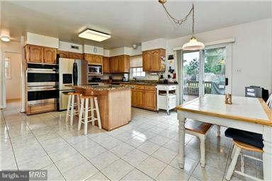 530 Randolph Road Silver Spring, MD 20904 - Photo 8 of 30 Kitchen