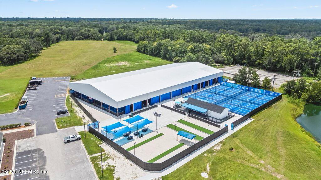 729 Cherry Grove Road Orange Park, FL 32073 - Photo 31 of 34 a view of a balcony with furniture