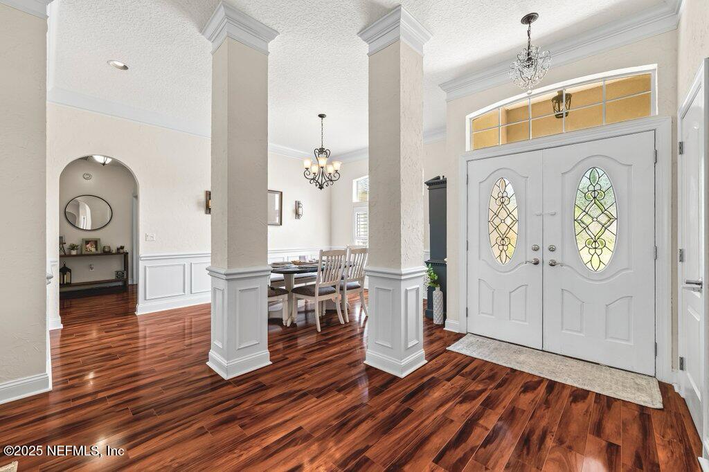 729 Cherry Grove Road Orange Park, FL 32073 - Photo 6 of 34 a view of a living room