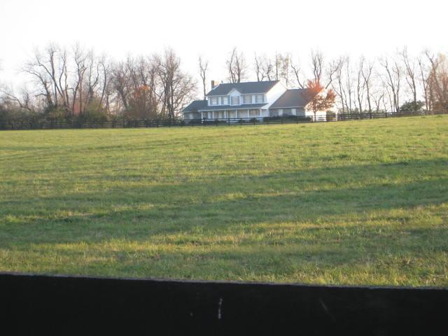 3550 Briar Hill Road Lexington, KY 40516 - Photo 2 of 29 Photo 2