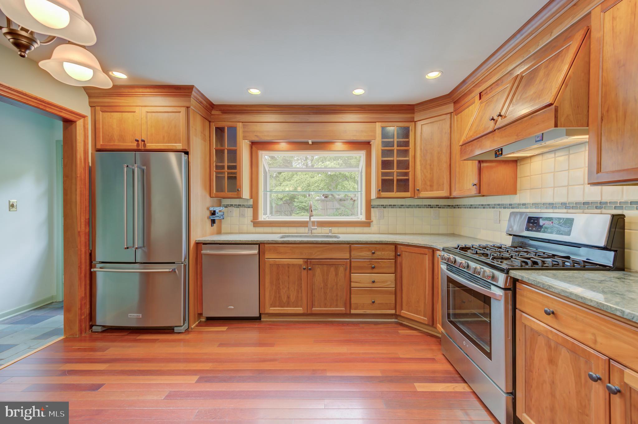 19 Farm Road Ewing, NJ 08638 - Photo 12 of 65 Gallery Image 12