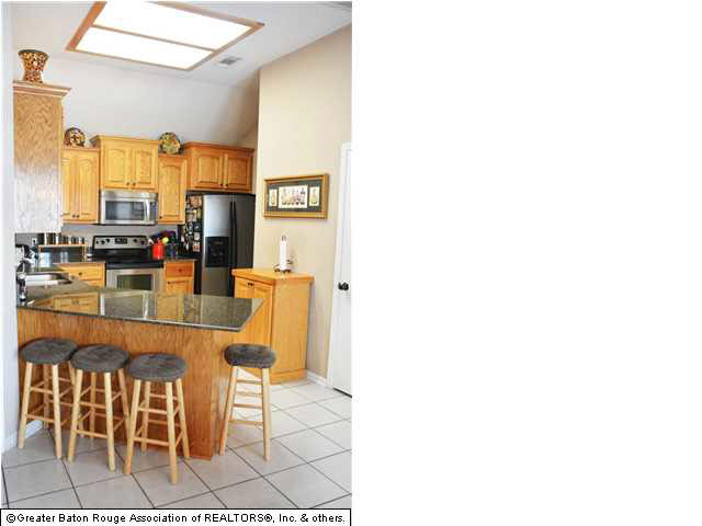 1835 Winter Ridge Avenue Baton Rouge, LA 70816 - Photo 3 of 32