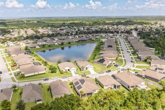 $465,000 | 3867 Wind Dancer Circle, St. Cloud, FL 34772