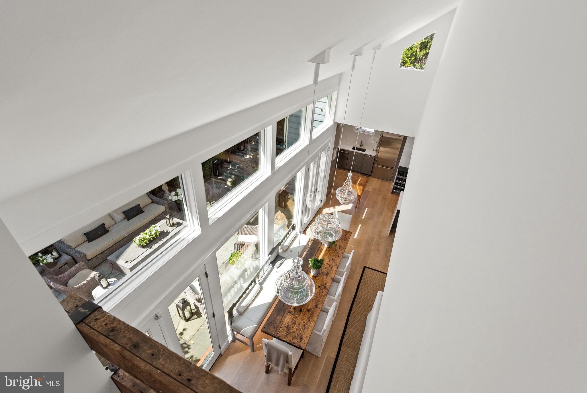 1412 28th Street Northwest Washington, DC 20007 - Photo 11 of 27 a view of an entryway with a