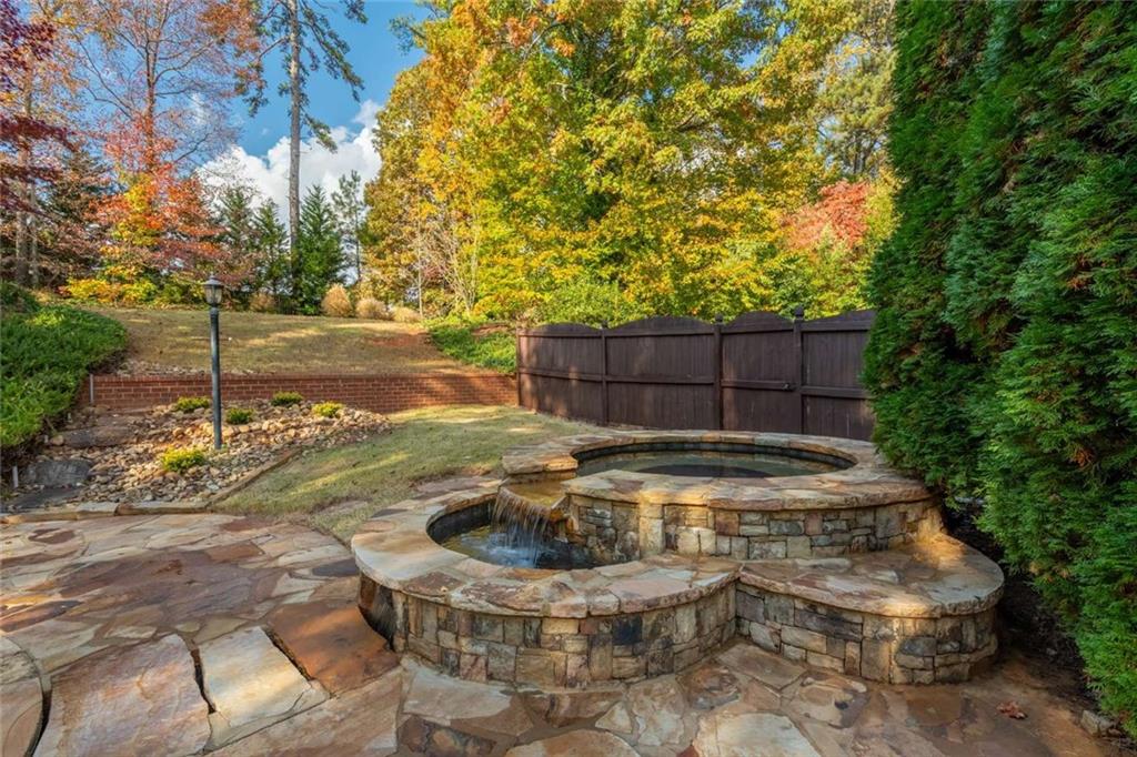 1364 Manget Way Dunwoody, GA 30338 - Photo 57 of 66