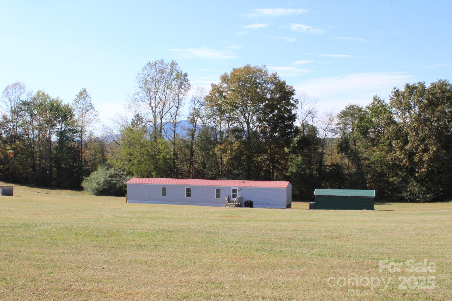 260 Buck Br Road Mill Spring, NC 28756 - Photo 4 of 32 a area with top of it