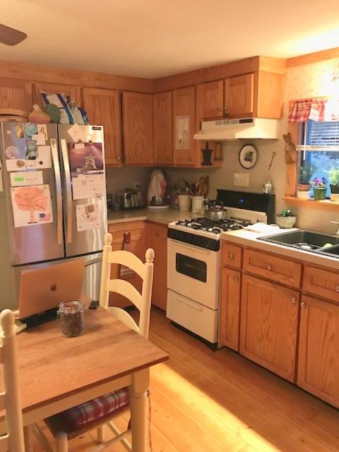 164 Cove Road Sebec, ME 04481 - Photo 6 of 37 Eat-in kitchen