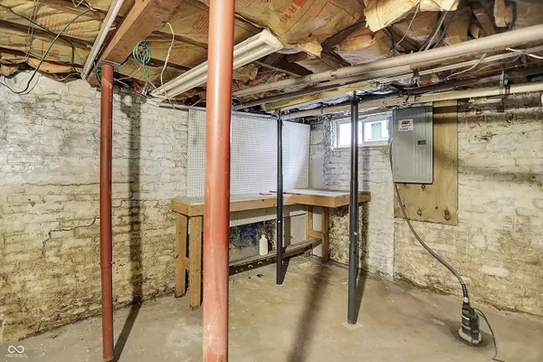 $169,500 | 115 Simpson Street, Crawfordsville, IN 47933