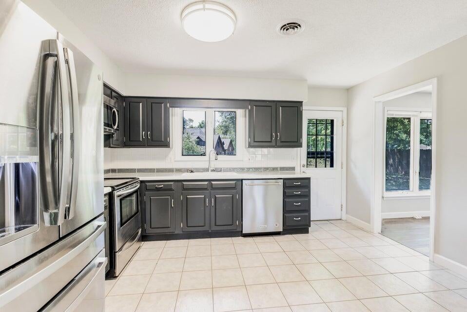 2400 Ridgefield Road Columbia, MO 65203 - Photo 18 of 36