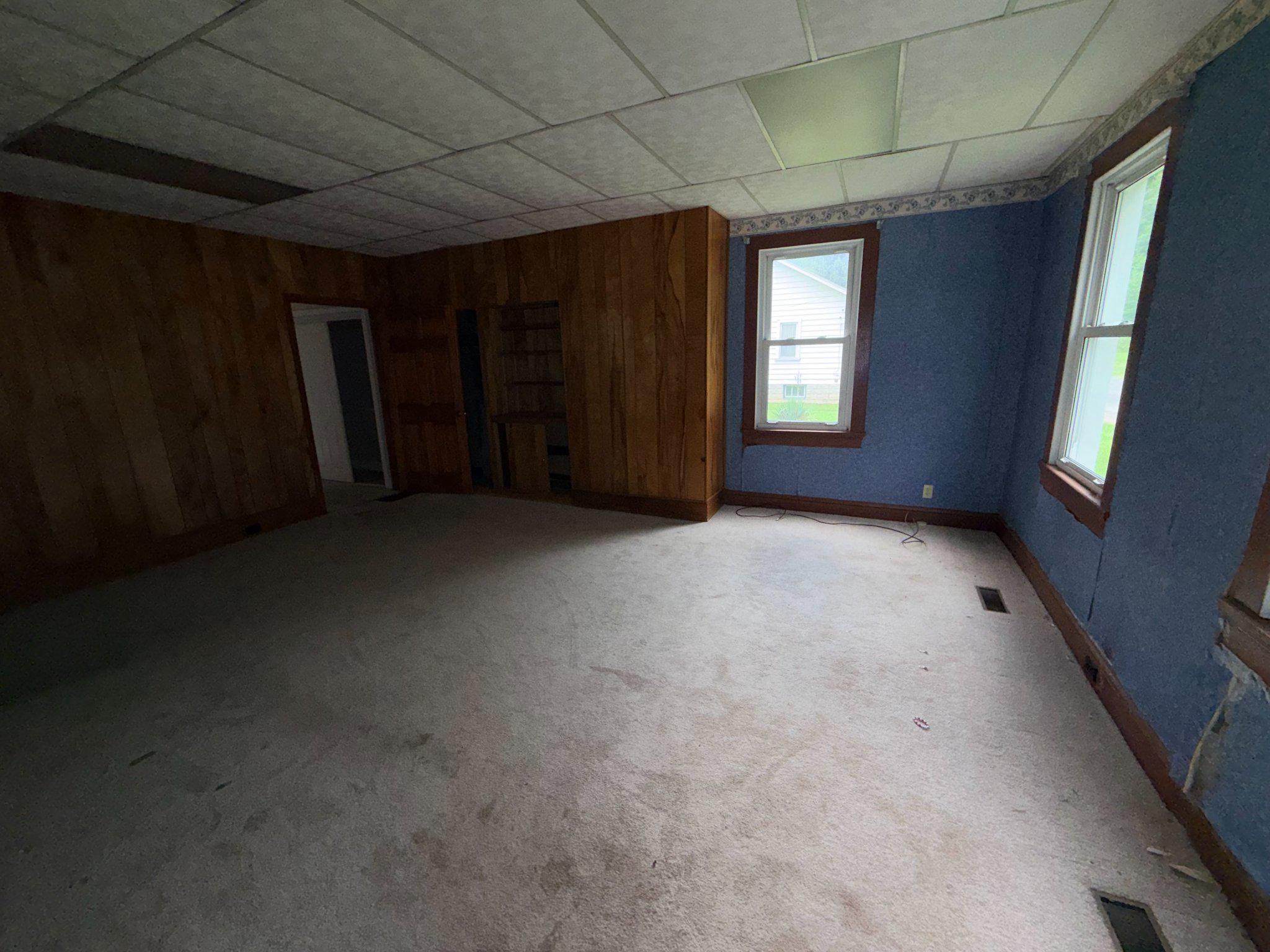 18705 Temperance Row Barton, MD 21521 - Photo 32 of 62 Living room with build-in.