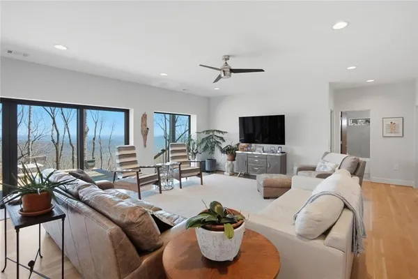 $1,650,000 | 7207 Ridgeview Drive, Jasper, GA 30143