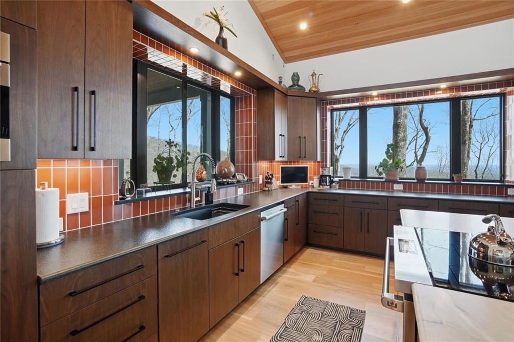 7207 Ridgeview Drive Jasper, GA 30143 - Photo 9 of 39