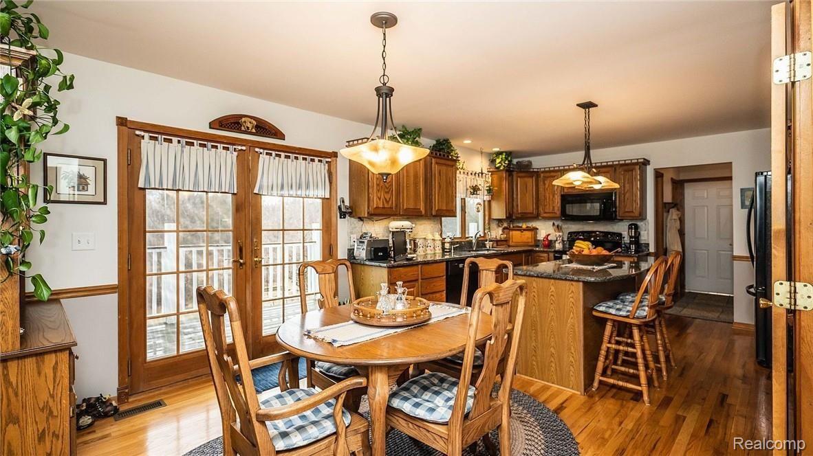 3301 Byron Road Howell, MI 48855 - Photo 19 of 61 021_40.jpg