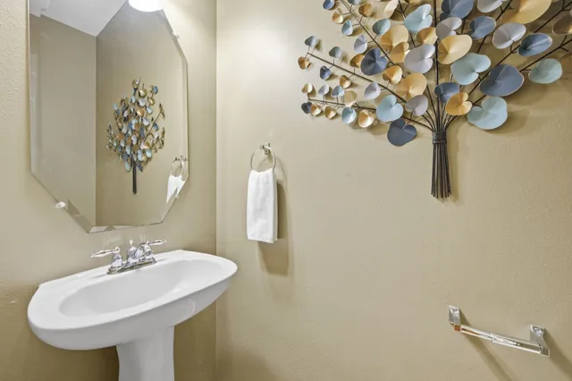 a view of a storage & utility room