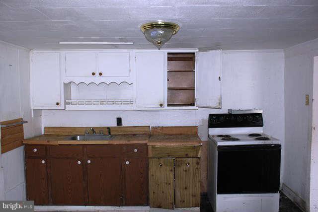 14530 Tollgate Ridge Road Hancock, MD 21750 - Photo 2 of 12 Kitchen