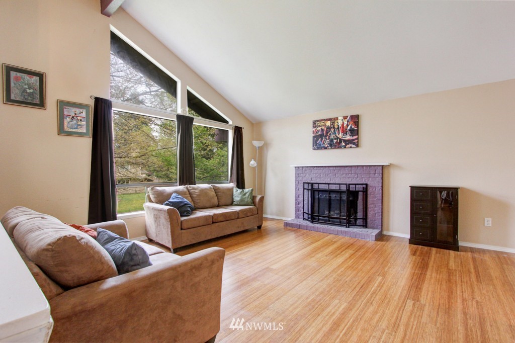 16627 28th Drive Southeast Bothell, WA 98012 - Photo 2 of 19