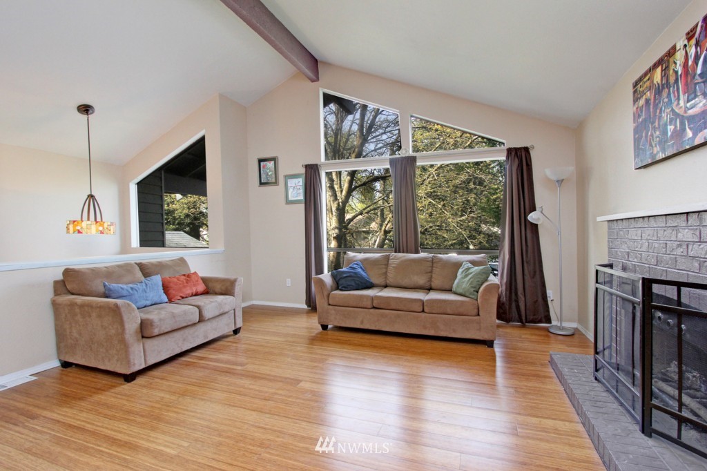 16627 28th Drive Southeast Bothell, WA 98012 - Photo 3 of 19