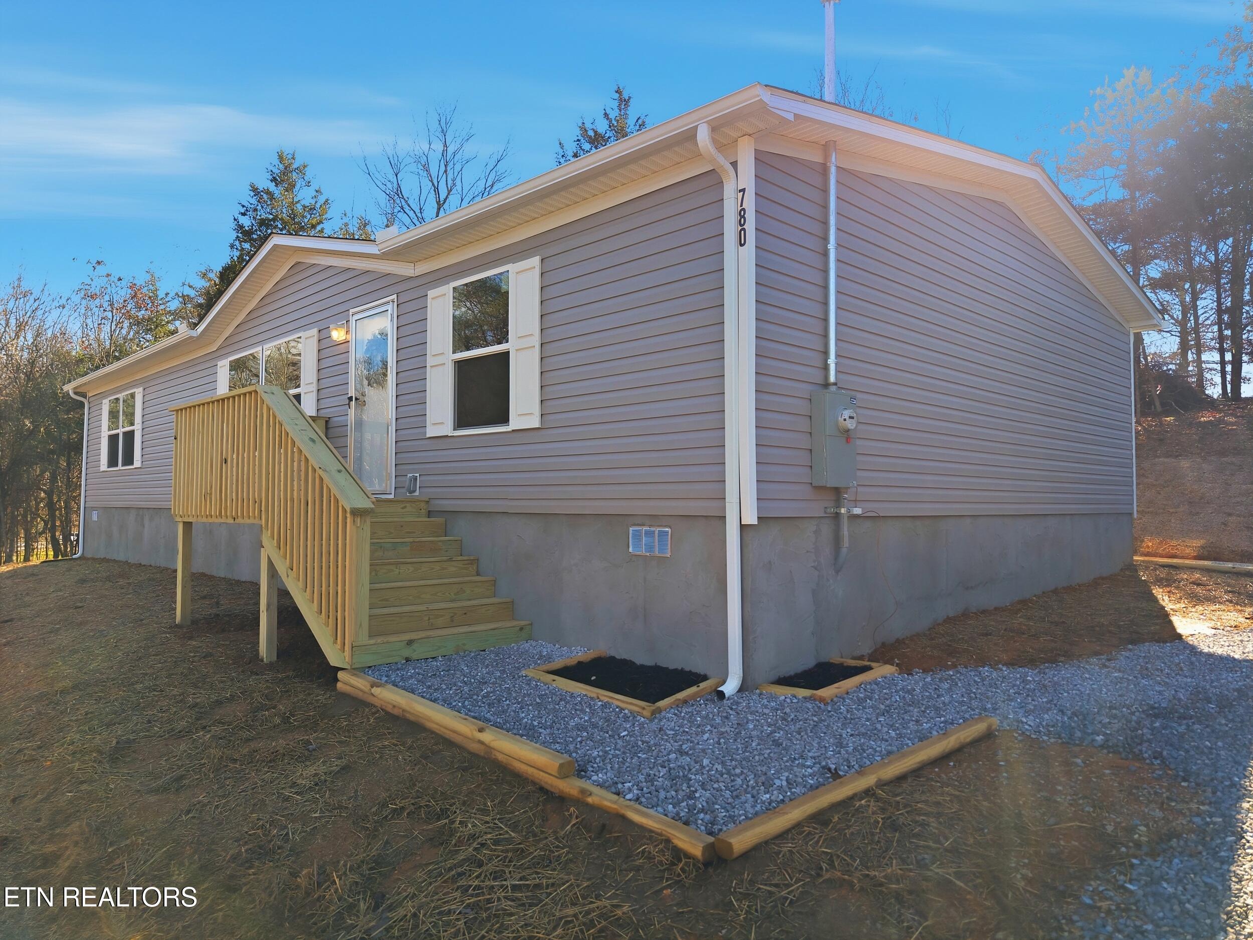 780 Little Dogwood Road Kingston, TN 37763 - Photo 3 of 32 002