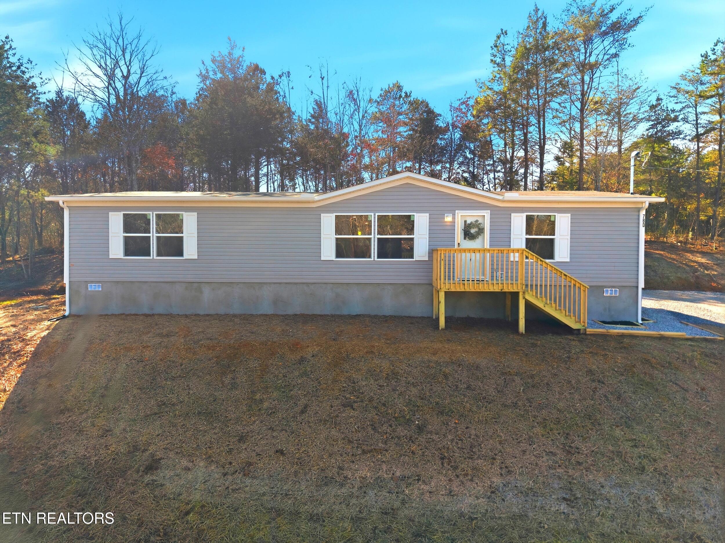 780 Little Dogwood Road Kingston, TN 37763 - Photo 3 of 27 001