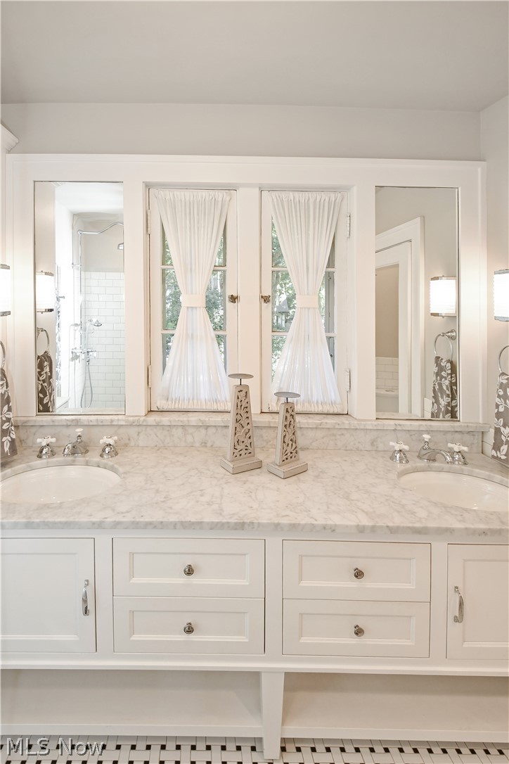 2831 Edgehill Road Cleveland, OH 44118 - Photo 18 of 28 Gallery Image 18