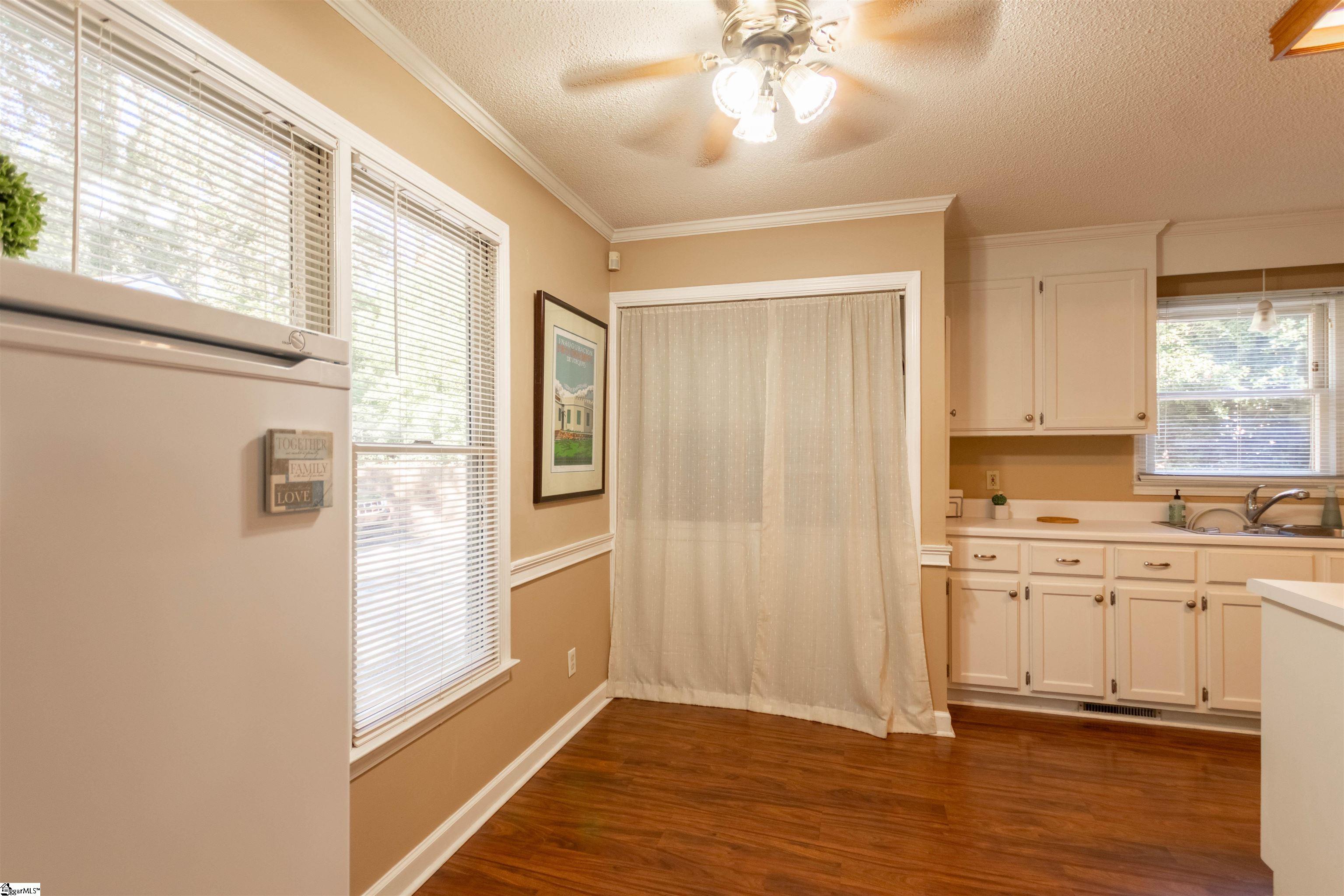 107 Boulder Creek Way Greer, SC 29651 - Photo 9 of 22