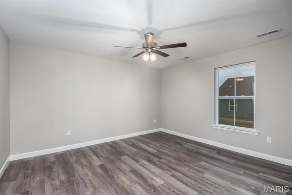 $369,700 | 21 Sonata Lane, Troy, IL 62294