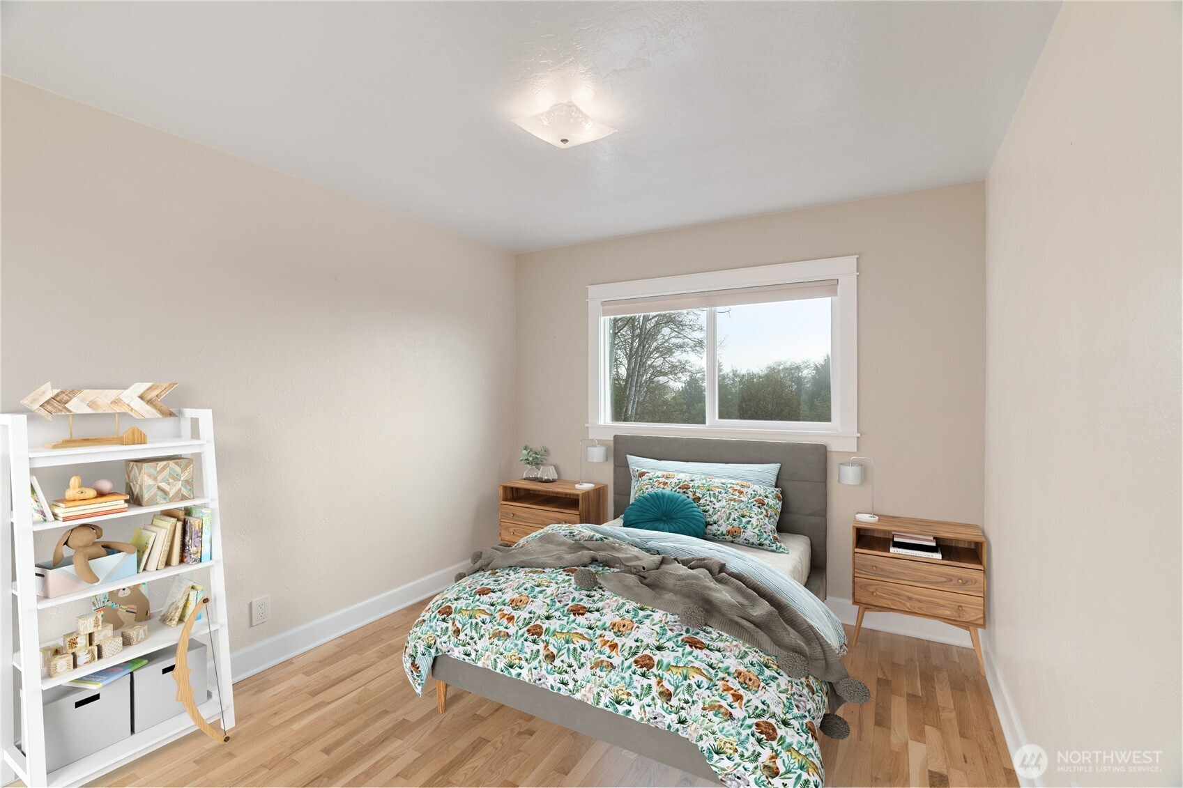 1233 Chilton Road Aberdeen, WA 98520 - Photo 11 of 40 a bedroom with a bed and a window