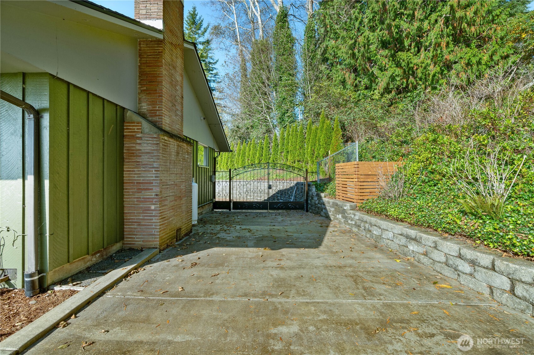 1233 Chilton Road Aberdeen, WA 98520 - Photo 30 of 40 a view of backyard