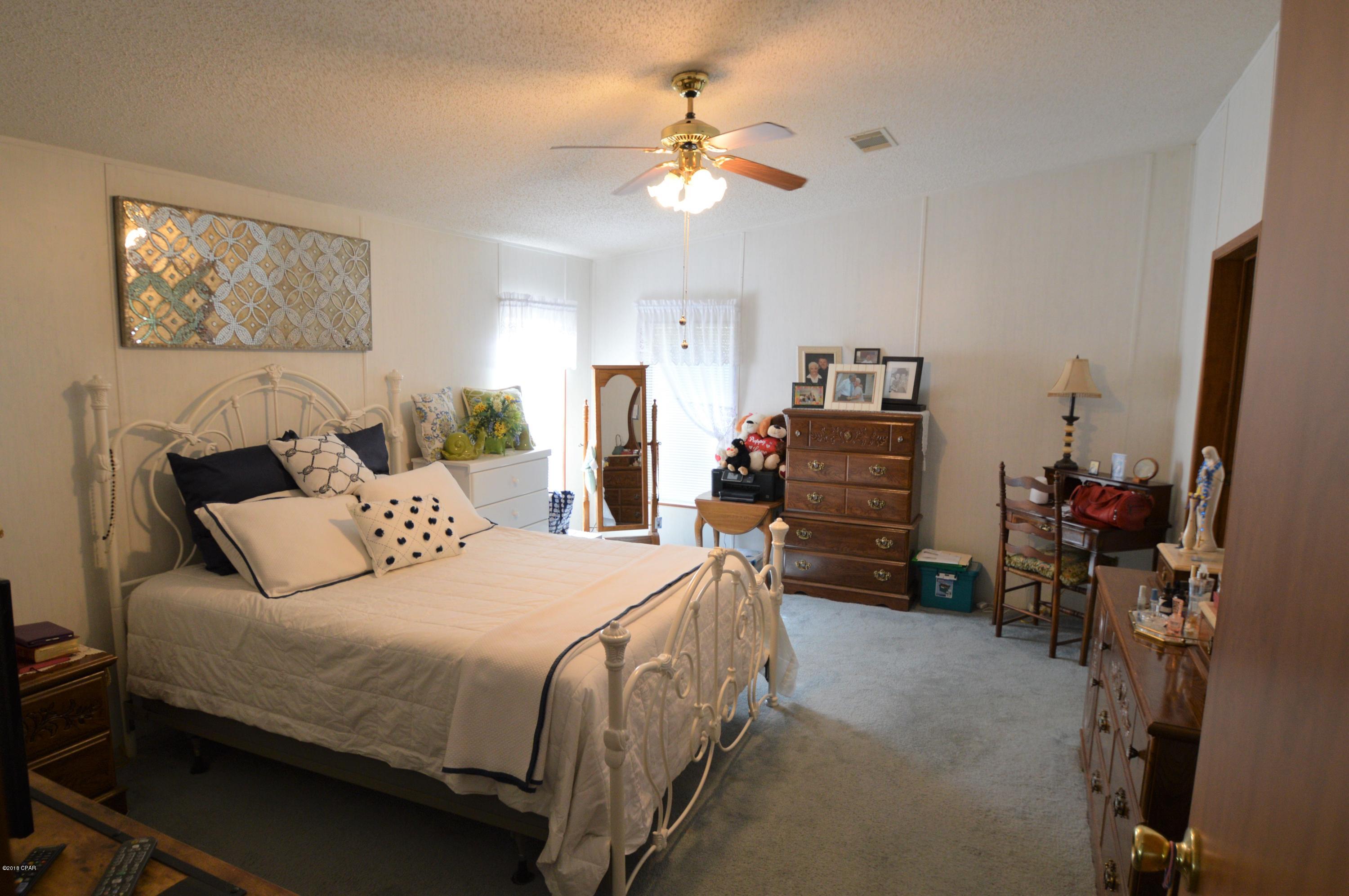 972 Falling Waters Road Chipley, FL 32428 - Photo 8 of 27