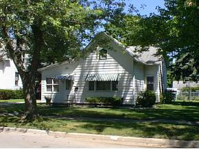 1317 Madison Street Rochester, IN 46975 - Photo 1 of 5