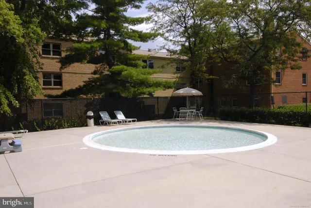 $2,500 | 5909 Quantrell Avenue, Unit 203, Alexandria, VA 22312