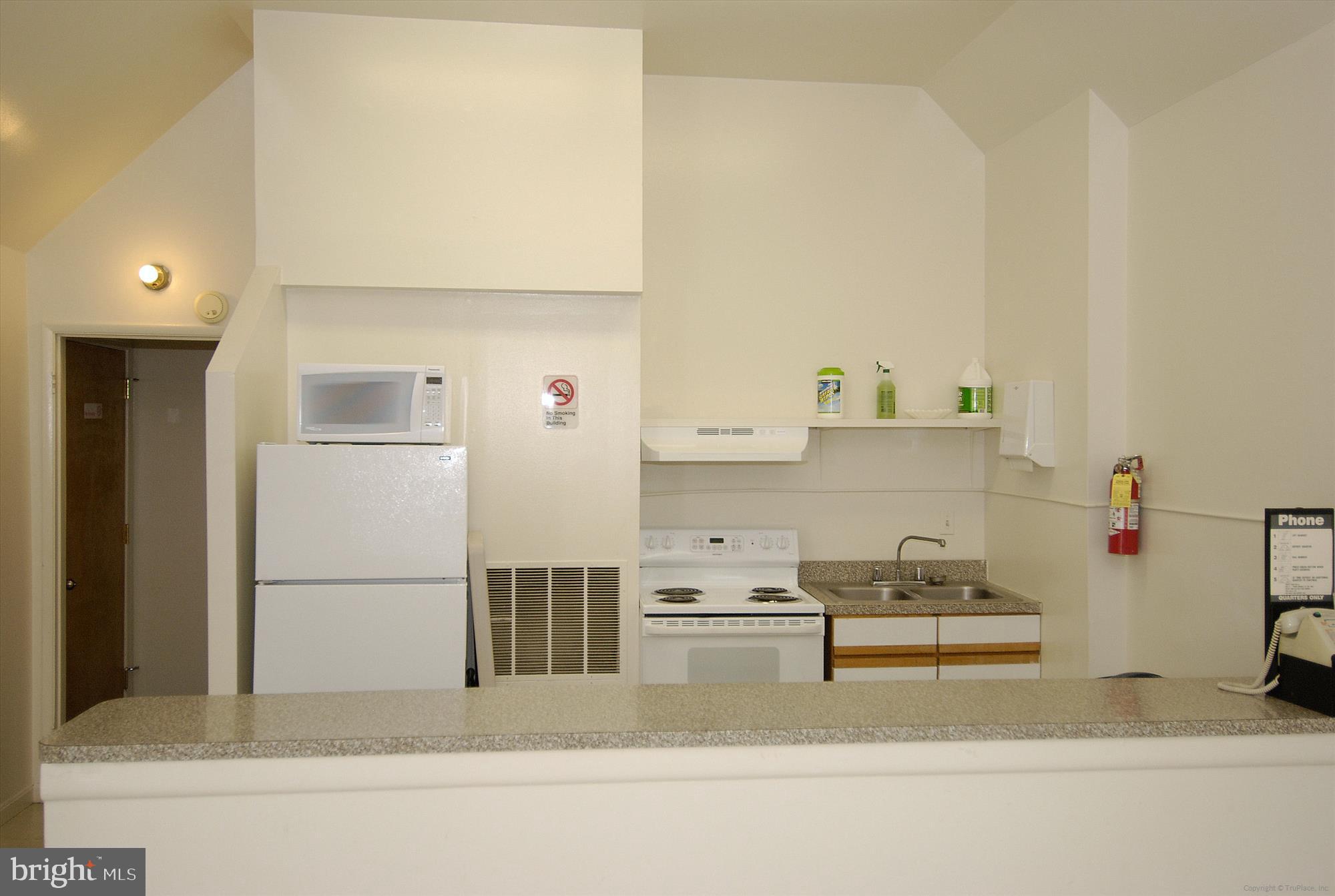 5909 Quantrell Avenue, Unit 203 Alexandria, VA 22312 - Photo 29 of 33