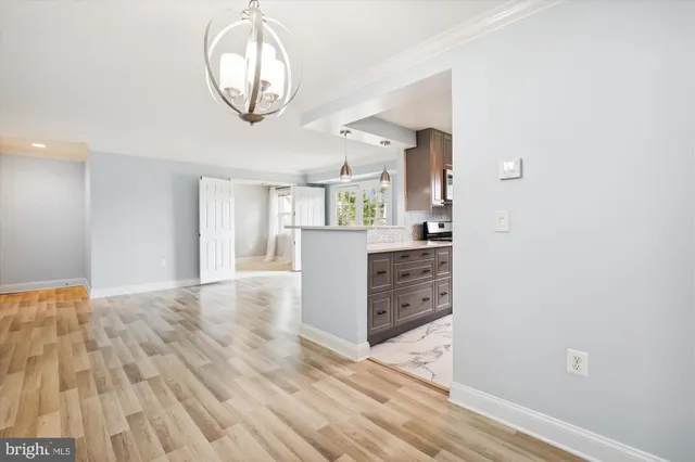 $2,500 | 5909 Quantrell Avenue, Unit 203, Alexandria, VA 22312