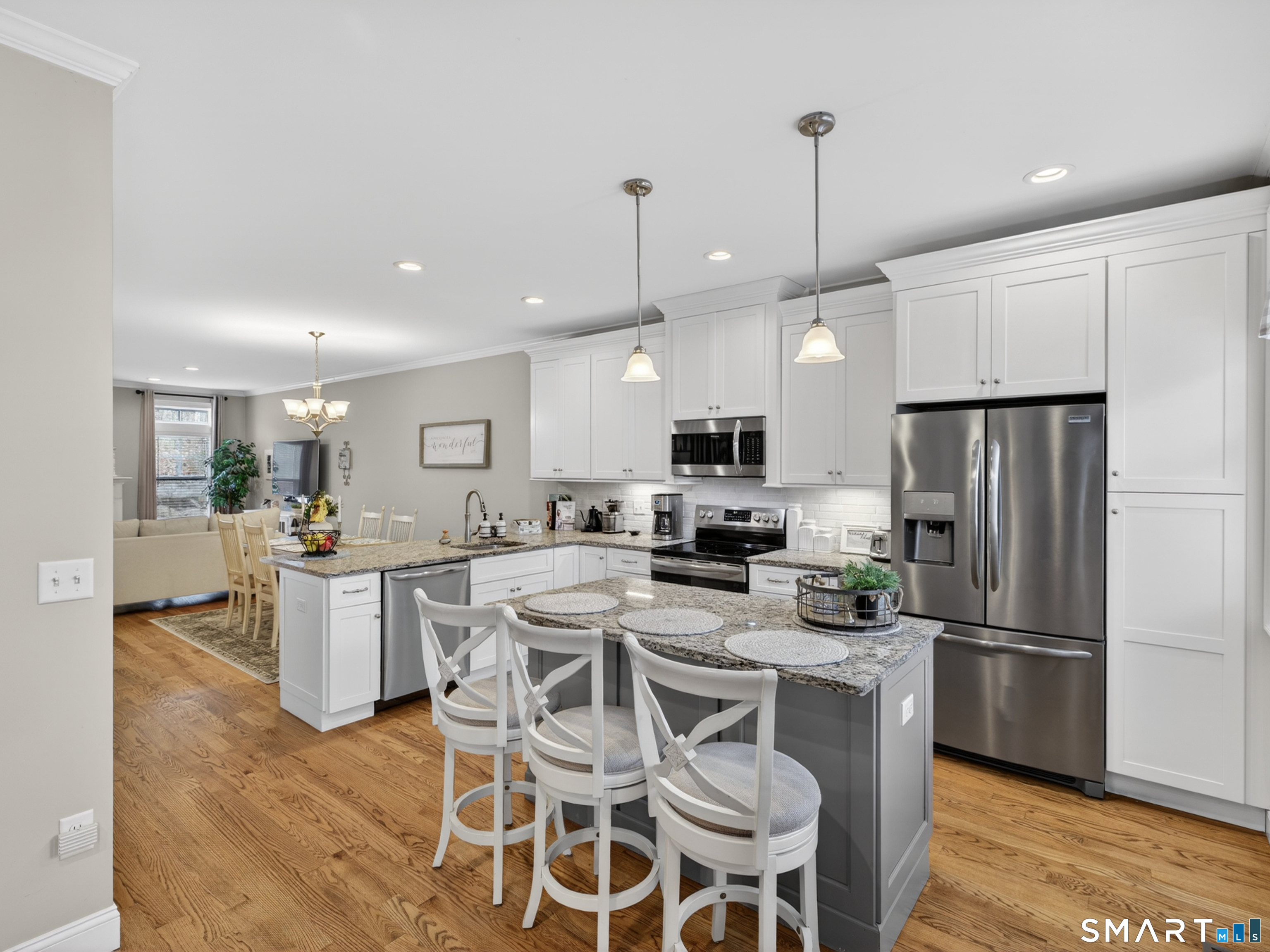 11 Village Crossing, Unit 11 Niantic, CT 06357 - Photo 5 of 37