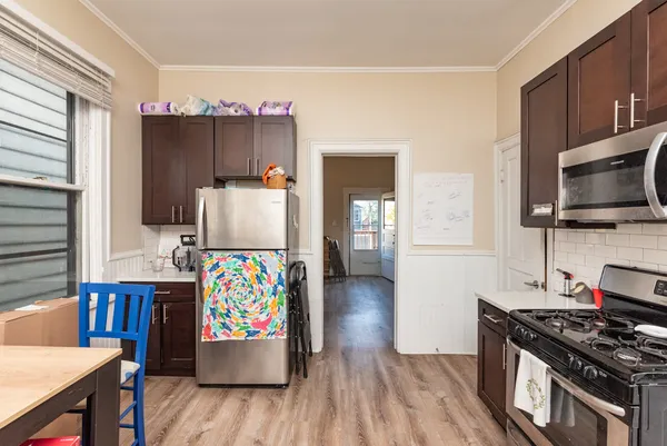 $2,200 | 1431 West Belmont Avenue, Unit 2R, Chicago, IL 60657