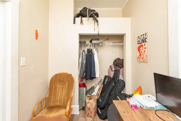 $2,200 | 1431 West Belmont Avenue, Unit 2R, Chicago, IL 60657