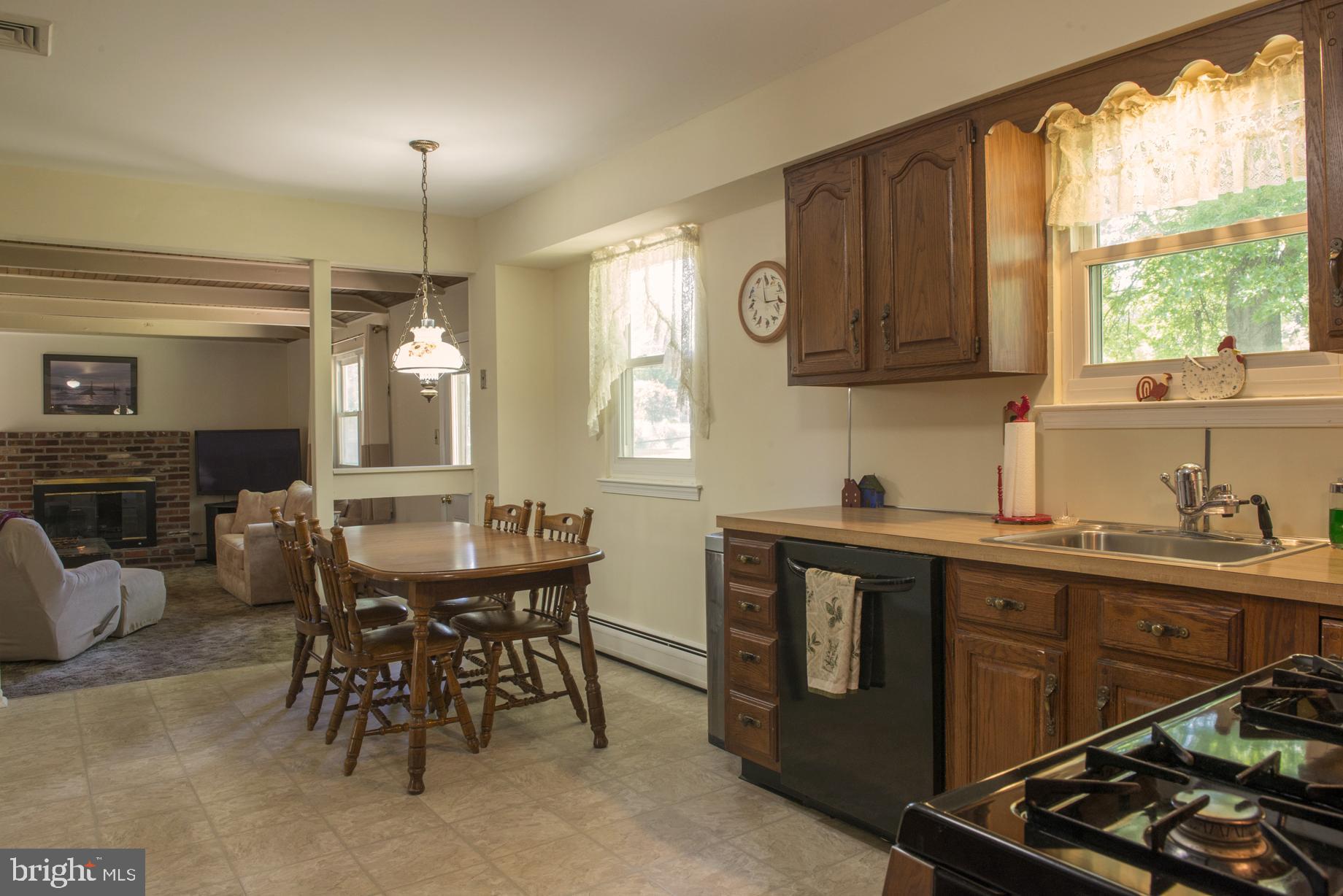 214 Belair Road Warminster, PA 18974 - Photo 14 of 25 Gallery Image 14