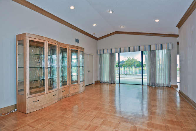10327 Sunset Bend Drive Boca Raton, FL 33428 - Photo 6 of 42 Great Room