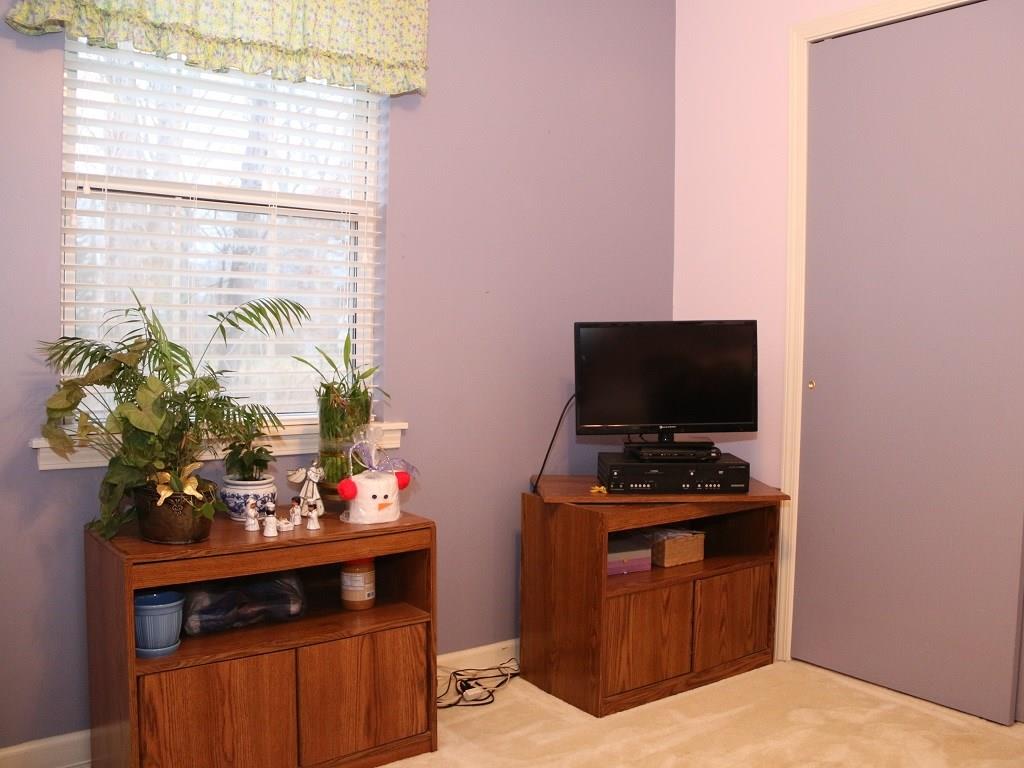 504 Ina Circle Franklin, IN 46131 - Photo 12 of 19 Gallery Image 12