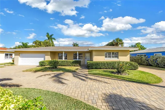 $485,000 | 7047 South Shore Drive South, South Pasadena, FL 33707