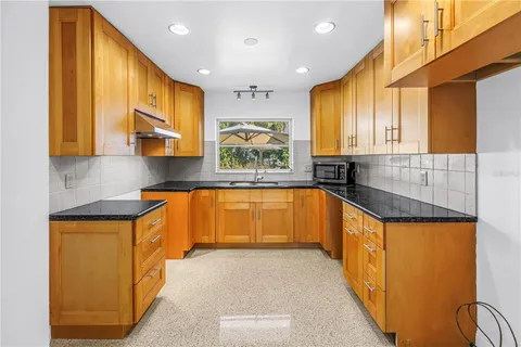 $485,000 | 7047 South Shore Drive South, South Pasadena, FL 33707